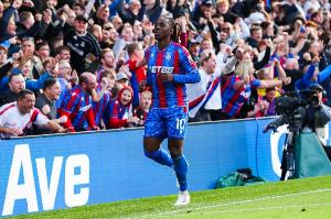 星空体育在线入口-埃泽此前采访：13岁时被阿森纳放弃，我一边训练一边哭