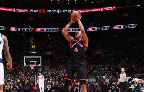 星空体育在线入口-【现场】猛龙主场再遇劲敌 遗憾不敌独行侠