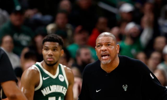 星空体育在线入口-五连败，雄鹿危机四伏：双巨头缺帮手